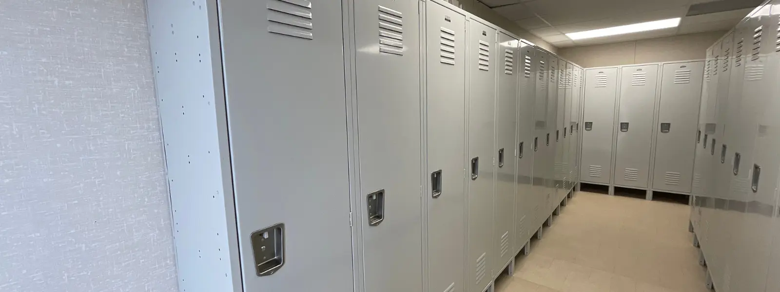 Locker and shower trailers for business and school facilities