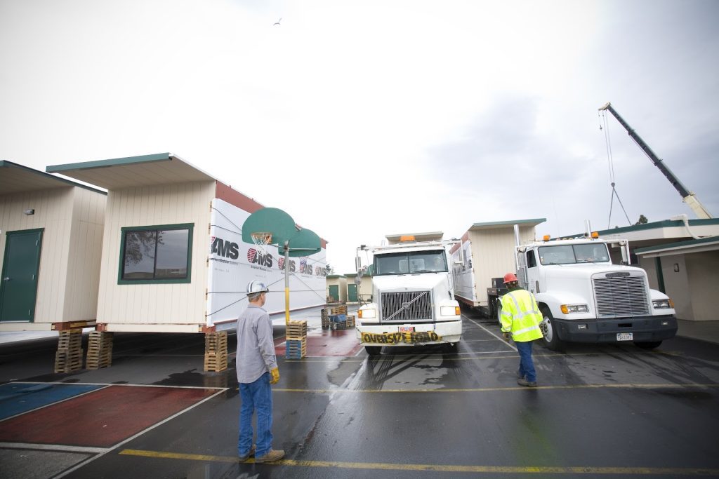 IMG_9153-1 Delivery and installation of new modular classrooms.